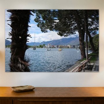 Shore view of Locarno - Between palm trees and mountains