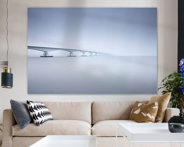 Zeelandbrug op een mistige dag. van Johan Cusseneers