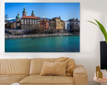 De kathedraal van Innsbruck aan de Inn van ManfredFotos
