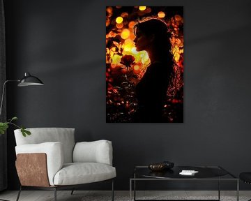 Vrouw met roos bij zonsondergang van Art & Soul Creations