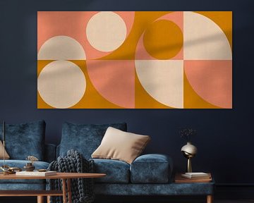 Koraal en oker Retro Cirkels op crèmekleurig papier van Dina Dankers