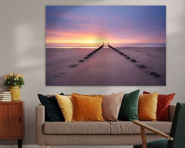 Symmetrie tijdens zonsondergang in Zeeland van Jolanda de Leeuw
