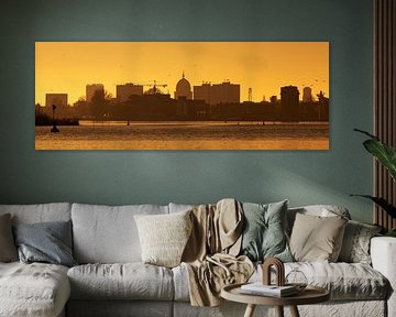 Potsdam Skyline sur la Havel au coucher du soleil sur Frank Herrmann