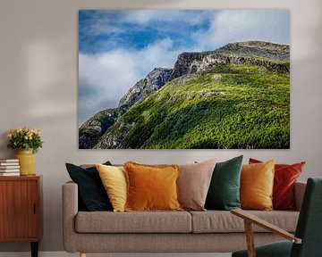 A view of the amazing and idyllic Norwegian landscape. Autumn image of mountains.