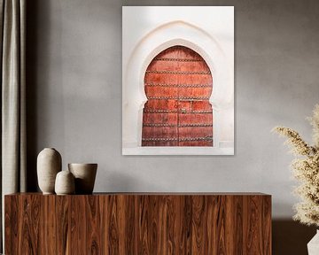 Door in the old medina in Marrakesh by Photolovers reisfotografie