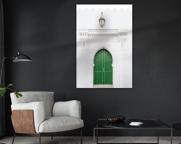 Porte verte avec lanterne à Asilah au Maroc sur Photolovers reisfotografie