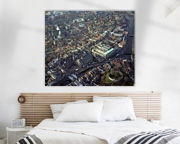 1984: Historische luchtfoto van de stad Leiden, Nederland van Frans Rombout