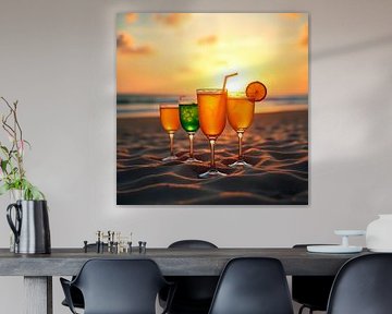 Cocktailglazen in het zand
