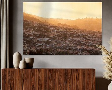 Zonsopkomst over Funchal van Nynke Altenburg