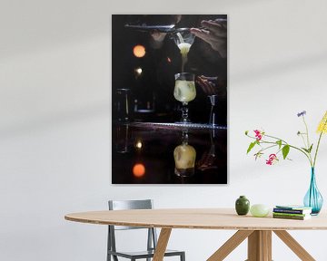 Cocktail Bartender beim Zubereiten von Lensw0rld