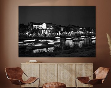 Hoi An by night in black and white by Frank Photos