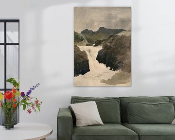 Bergbach, der durch Felsen fließt