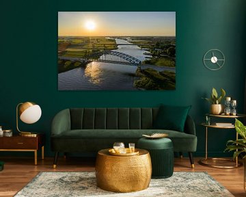 Brücke über den Fluss IJssel bei Sonnenuntergang im Frühling von Sjoerd van der Wal Fotografie