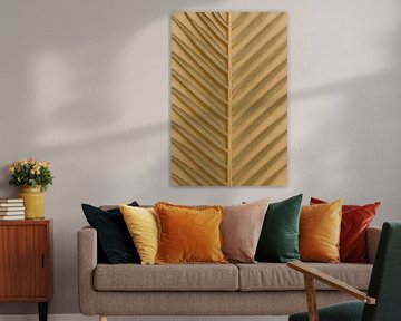 Textuur van een Goudgele Palmblad van But First Framing