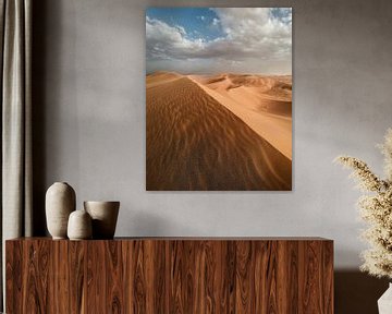 Gouden woestijnduin in Merzouga van Visuals by Justin