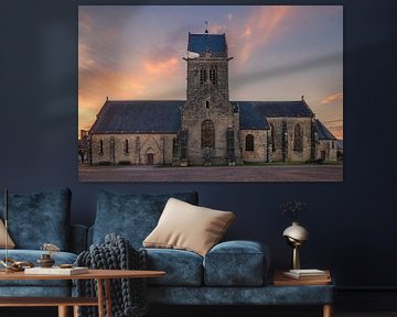De Gotische kerk van Sainte-Mère-Église in Normandië, Frankri van Henk Meijer Photography
