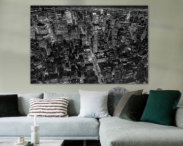Vue de Manhattan de nuit en noir et blanc sur Patricia Hofmeester