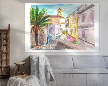 Charmante Straßenszene in Marbella unter blauem spanischen Himmel