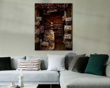 Typsich Toscaans winkeltje van Lens_en_Dier/Vizier Fotografie