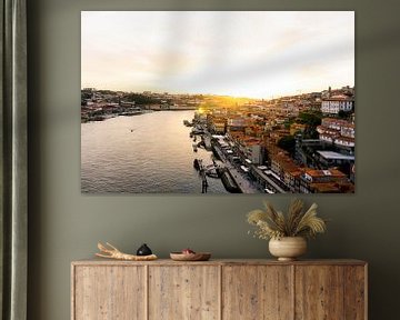 Zonsondergang in Porto vanaf de brug Ponte Luís I van Yolan Bottema