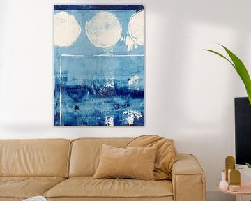 Abstracte vormen in wit en blauw van Dina Dankers