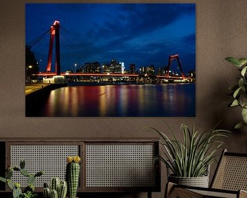 Willemsbrug Rotterdam in de nacht van Arjan van der Veer