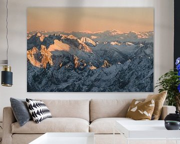 Golden Peaks – Zonsondergang op de Zugspitze van Dylan Shu Photography