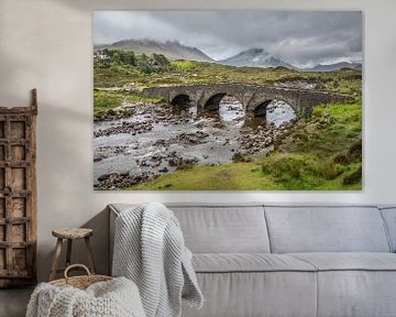 Oude brug Sligachan, eiland Skye van Christian Müringer
