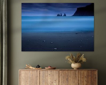 Blue night 2 by Amnon Eichelberg