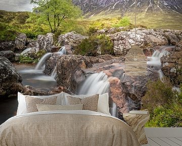 Etive Mor waterval met Stob Deag berg (1.021 m), Glen Etive