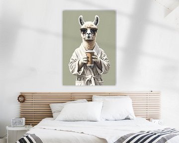 Lama in de ochtend met koffie-to-go van Renaissance Soul Art