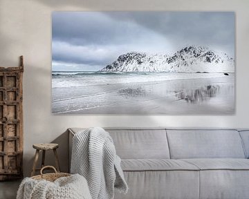 Strandje Lofoten van Ageeth Groen