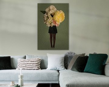 Flower Girl  (II) van Rie-Anne van Achthoven