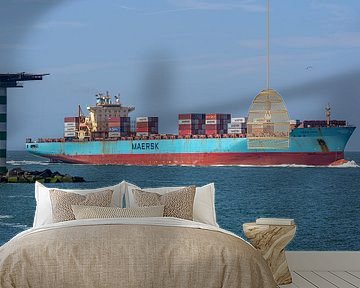 Container ship Maersk Idaho.
