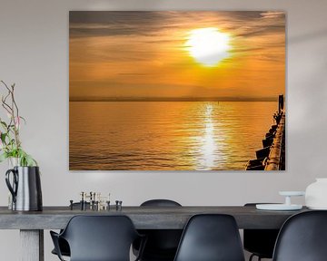 Gouden zonsondergang boven het Bodenmeer