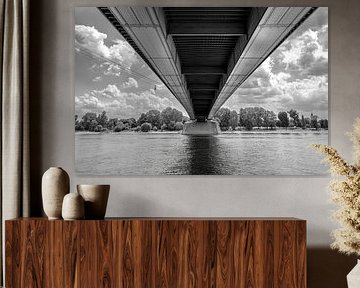 Monochrome Cologne Bridge van Tom Derwort Photography