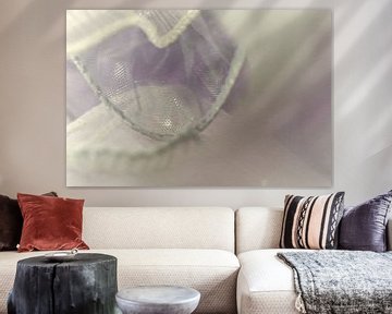 Lila - Glinsterende textuur in een delicaat vlechtwerk van Mixed media vector arts