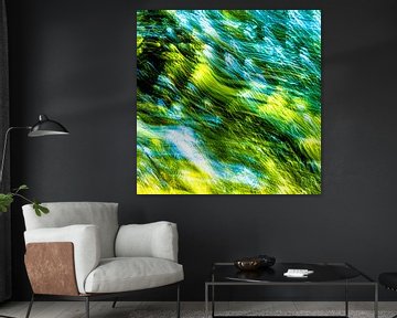 Rhythmic dance in blue and green