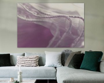 Lichte naad in lila - Delicate stofsamenstelling met diepte van Mixed media vector arts