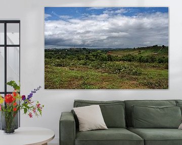 Saen Monourom-Hügel unter einem stürmischen Himmel von Frank Photos