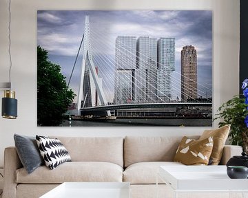 Tussen Brug en Wolkenkrabber van SVFotografie