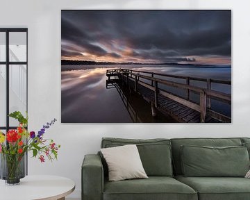 Tussen schemering en ontwaken bij het meer