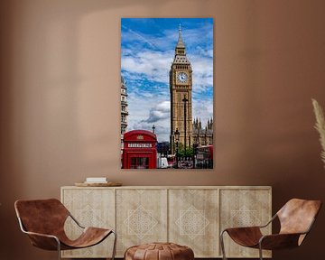 Big Ben à Londres avec cabine téléphonique rouge en Angleterre verticale