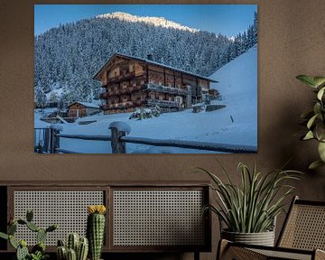 Oude bergboerderij in Kalkstein Innervillgraten, vallei Villgratental van Christian Müringer