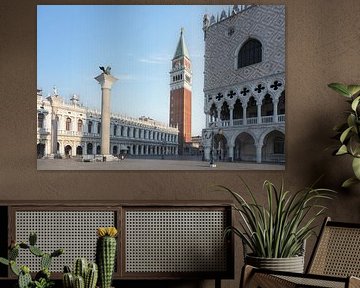 Venetië, de klokkentoren van San Marco en het Dogenpaleis. Italië van Stefano Orazzini