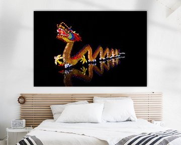 Un dragon dansant illumine la nuit à Utrecht