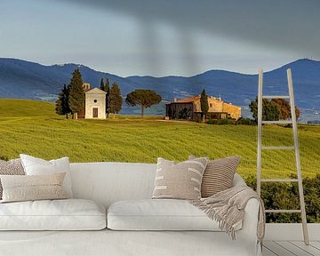 Golden hour at a chapel in Tuscany, Italy by Adelheid Smitt