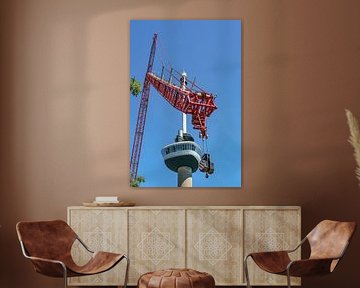 Terex Demag CC3800 hijskraan naast de Euromast. van Jaap van den Berg