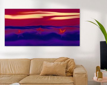 Sonnenuntergang mit Seesternen in tiefem Rot und Dunkelblau von True Nature Art