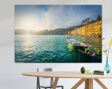 Bateau à Porto Santo Stefano au lever du soleil, Toscane sur Stefano Orazzini
